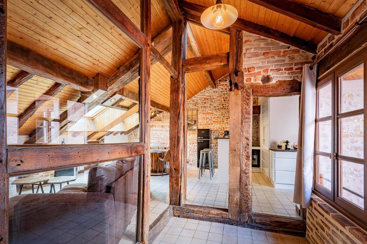 Appartement entier, Two-Bedroom Apartment in Bourg-en-Bresse, Région de Bourg-en-Bresse
