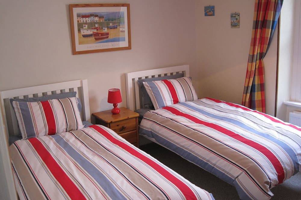 Quayside Fishermans Cottage in Appledore, Devon