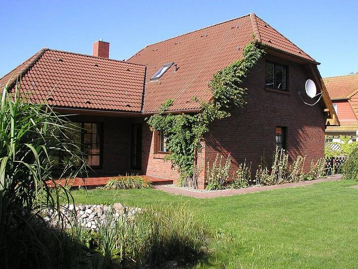 Bauernhof für 8 Personen, mit Terrasse und Garten sowie Sauna in Glowe