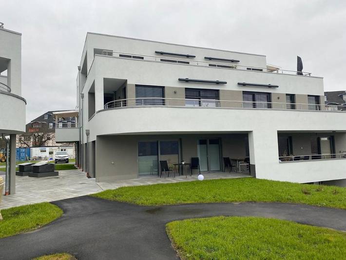 Ferienwohnung für 3 Personen, mit Terrasse und Garten in Plauen