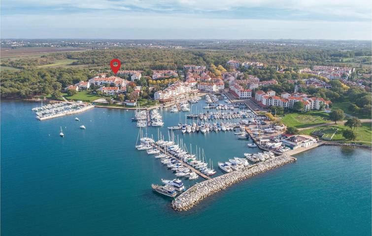 Ferienwohnung für 4 Personen, mit Terrasse in Porec und Umgebung - 2
