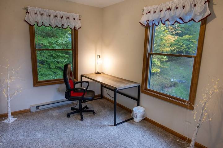 Lodge for 14 people, with pool and hot tub in Canaan Valley