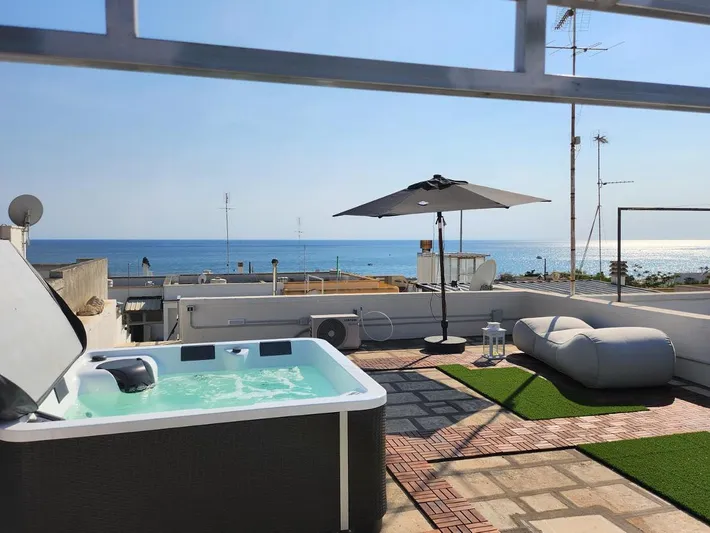 Casa de vacaciones para 11 personas, con piscina además de terraza y vistas, Se admiten mascotas - 1