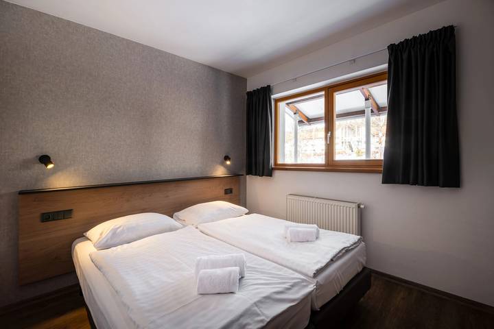 Bungalow für 8 Personen, mit Balkon und Sauna sowie Balkon/Terrasse in Tschechien - 4