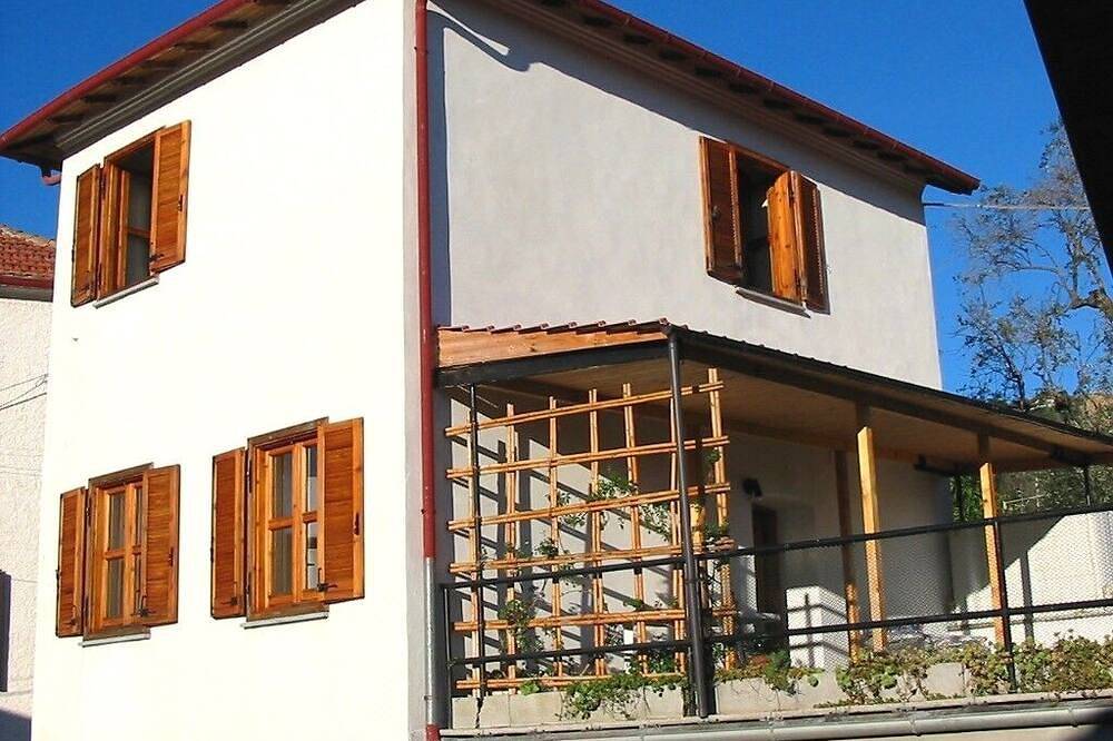 Casa Sole - Ferienwohnungen an der Blumenriviera - Qualitaet zum Guten Preis in Diano San Pietro, Riviera di Ponente