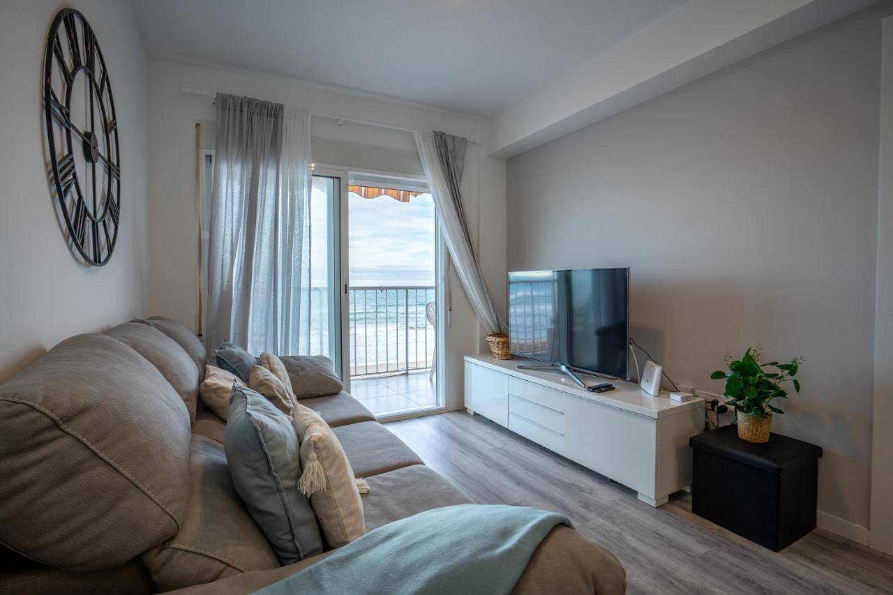 Apartamento entero, 1ª Linea de Mar 4pax Valencia 15 min in Platja del Perellonet - Recatí (El Perellonet), Valencia