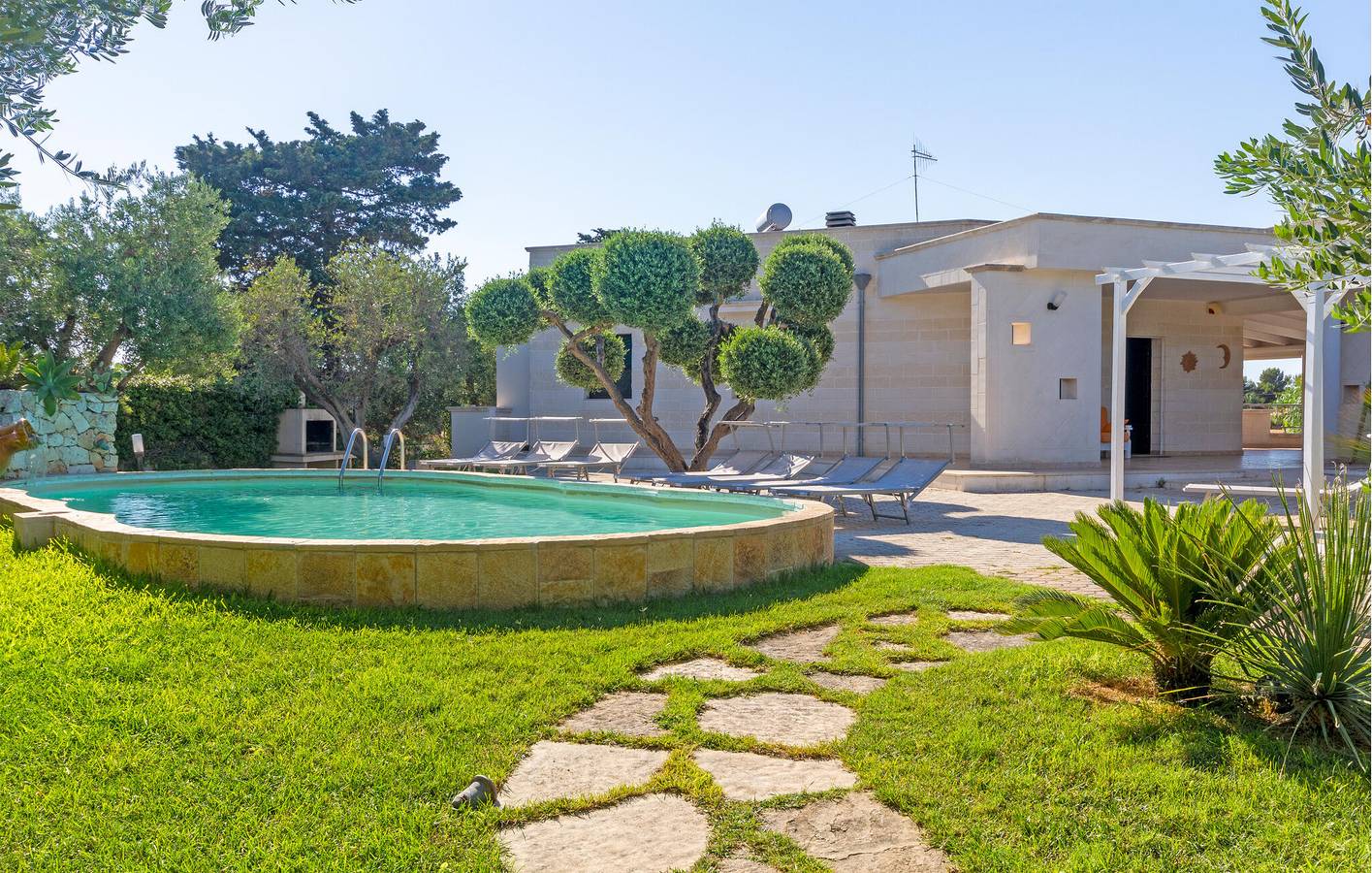 Cozy Oasis: Beach, Pool, and Terrace in Pantanagianni, Carovigno