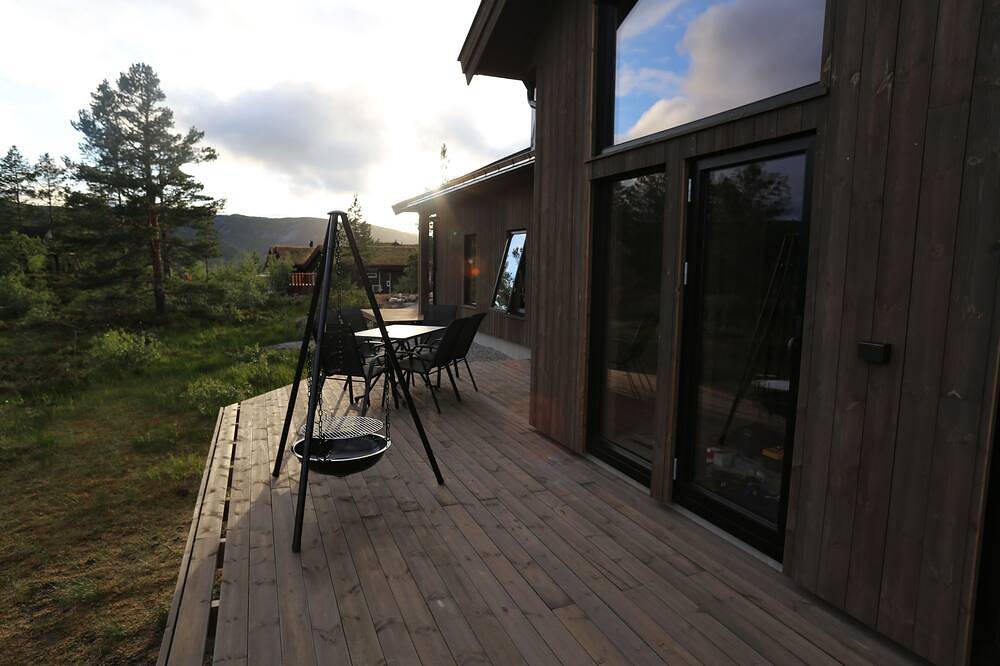 Hel leilighet, Koselig hytte i rolige omgivelser i Setesdalsheiene in Bortelid, Åseral