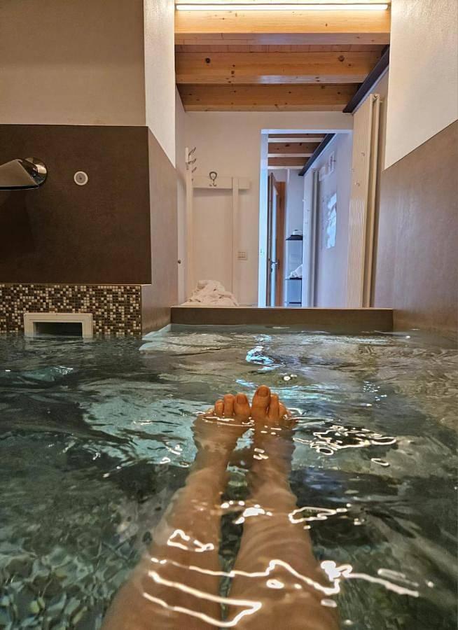 B&b per 4 persone, con Idromassaggio e Terrazza nonché Giardino e Piscina a Valdobbiadene