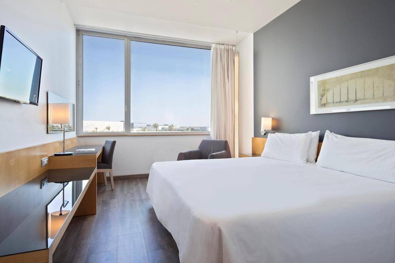 Hotel Barcelona Aeropuerto, affiliated by Meliá in El Prat de Llobregat, Bajo Llobregat