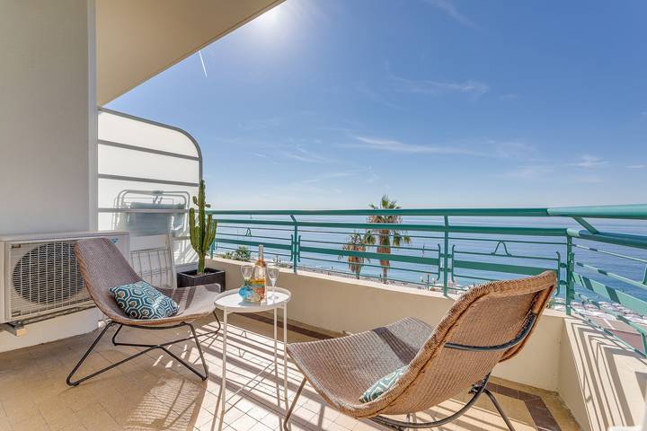 Gîte pour 6 personnes, avec terrasse dans Office De Tourisme Et Des Congres De Nice - 2