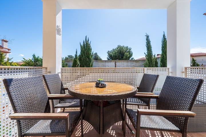Ferienhaus 'La Moreneta' mit Meerblick, Wi-Fi und Klimaanlage in Mont-roig del Camp, Costa Dorada