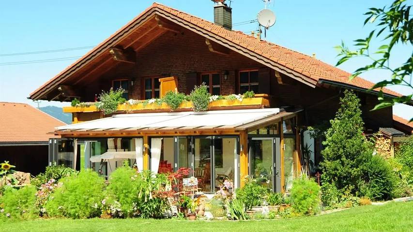 Ferienwohnung für 4 Personen, mit Balkon und Garten in Obermaiselstein