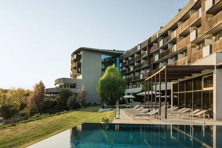 Hotel für 4 Personen, mit Sauna und Ausblick sowie Pool und Garten, mit Haustier in Stegersbach