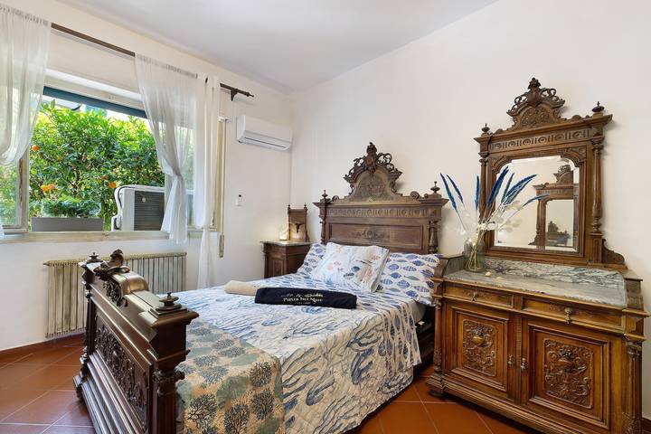 Vakantiehuis 'Pietra Nel Mare' met Uitzicht op Zee, Wi-Fi en Airconditioning in Pietra Ligure, Pietra Ligure Gemeente