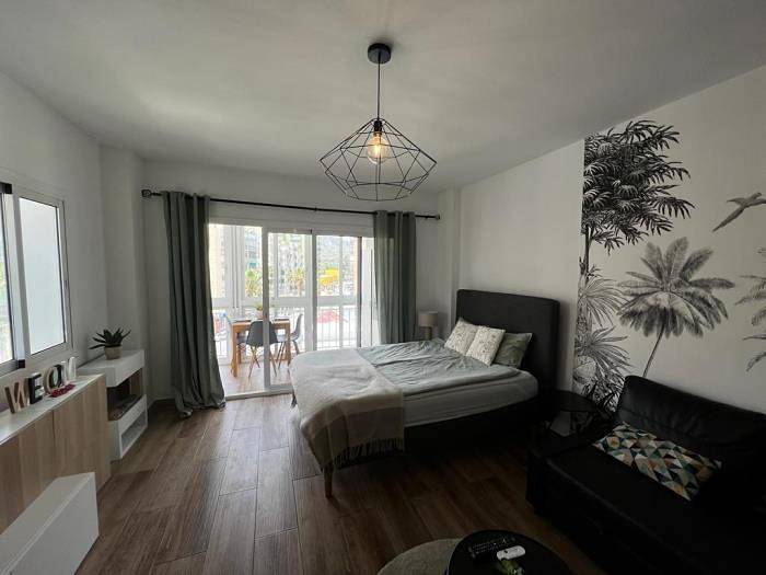 Entire vacation apartment, Lux Apartment. City Center in Torremolinos Centre, Torremolinos