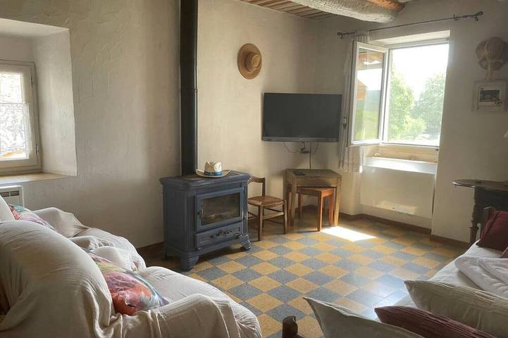 Location de vacances pour 8 personnes, avec jardin et balcon à Simiane-la-Rotonde - 3