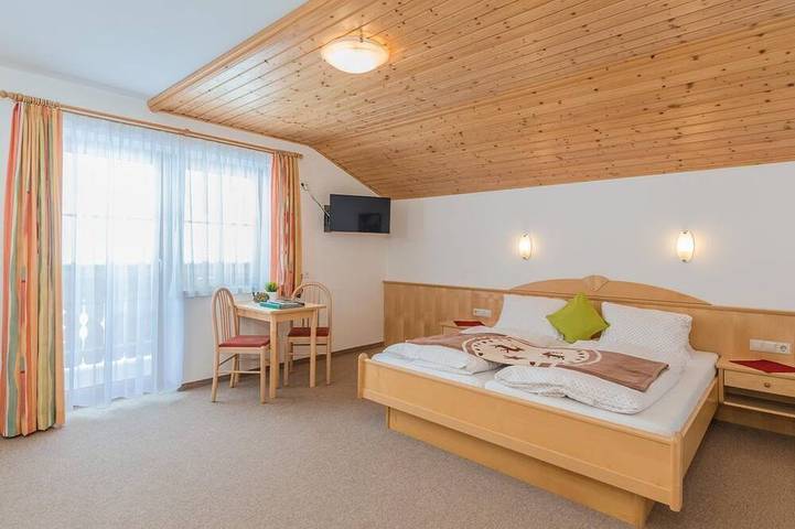 B&B für 6 Personen, mit Sauna und Whirlpool sowie Garten in Ramsau am Dachstein - 4