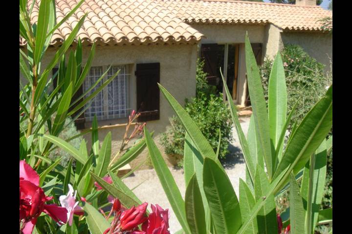 Villa voor 5 personen, with Terras and Tuin as well as Kinderzwembad and Zwembad in Sainte-Maxime