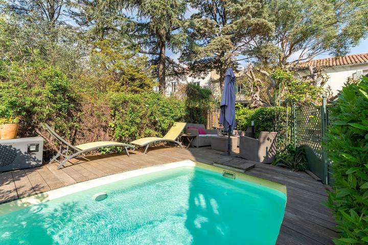 Ferieleilighet for 2 personer, med Hage i Avignon