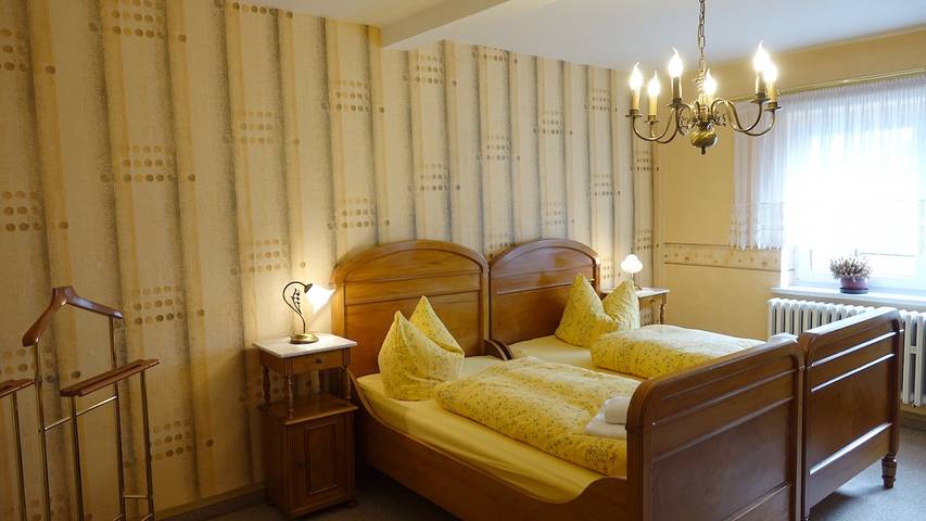 Ferienwohnung für 4 Personen, mit Sauna in Neuhaus am Rennweg - 3