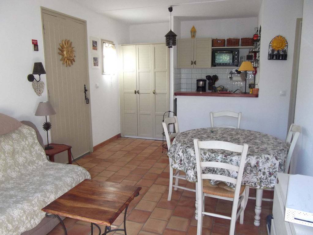Gîte Mazet avec jardin et piscine in Saint-Rémy-de-Provence, Région d'Arles