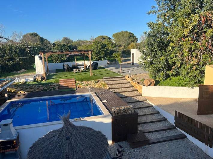Ferienhaus für 8 Personen, mit Pool und Garten - 1