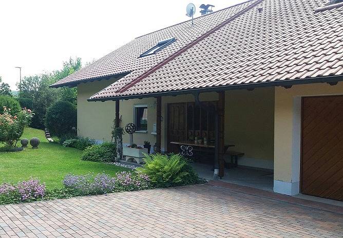 Zimmer für 2 Personen, mit Balkon und Garten - 1