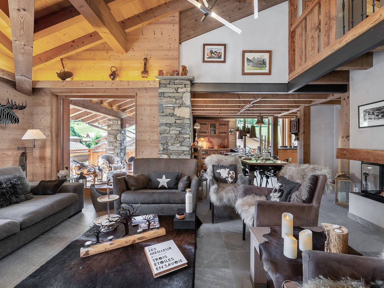 Ganze Wohnung, Bergduplex 4 Schlafzimmer, Nahe Skigebiet und Kamin in Saint-Martin-de-Belleville, Vanoise-Massiv