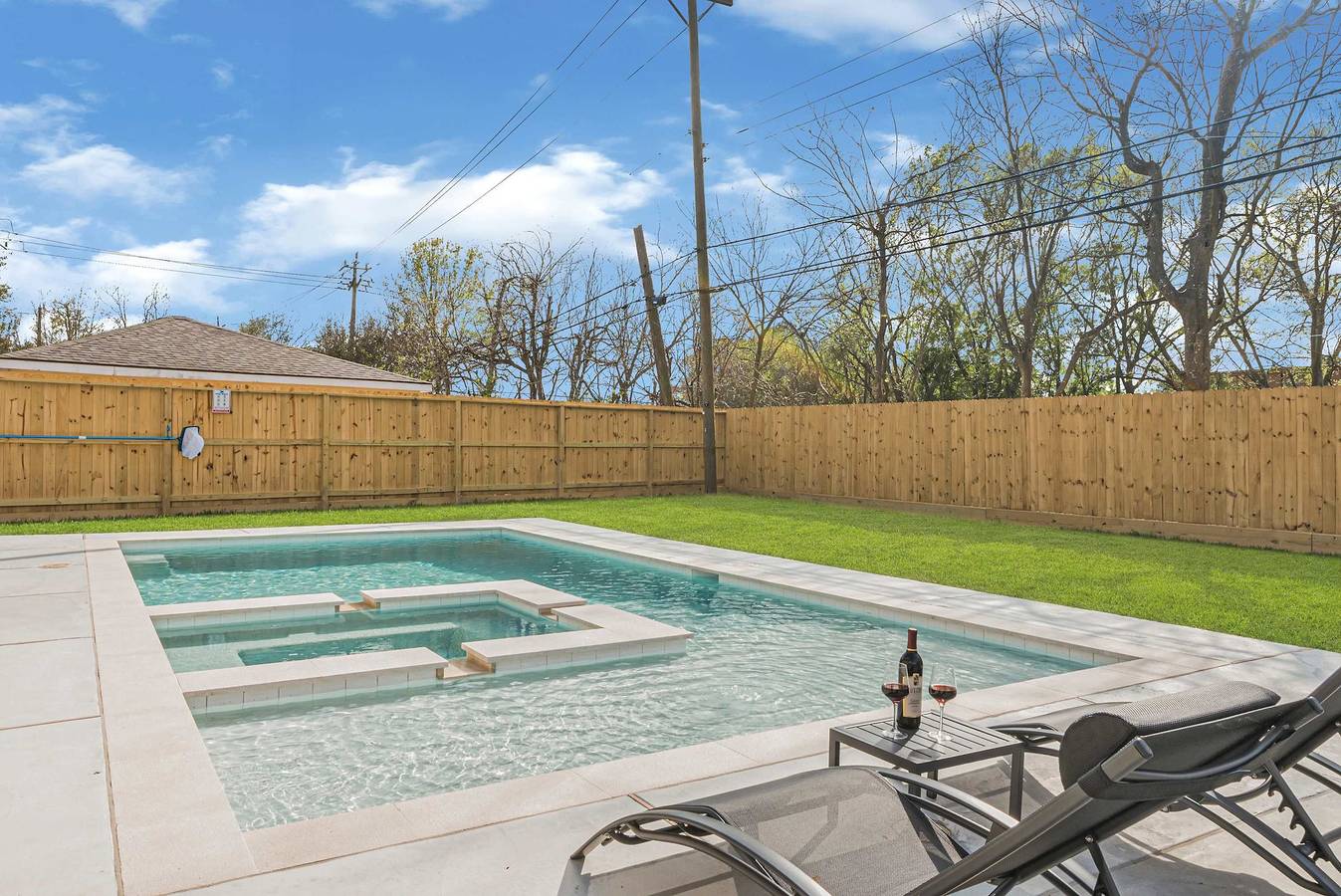 Luxury 4Br w Pool  Spa  Cinema   Game Room - 10pax in Houston, Condado de Harris