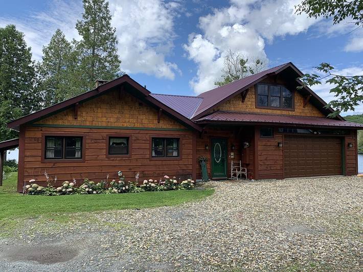 Log cabin for 4 people, with terrace in Vermont