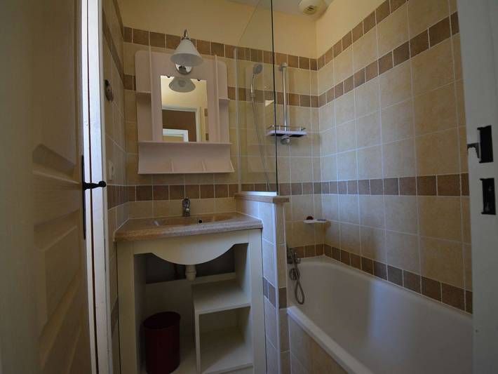 Location de vacances pour 5 personnes, avec piscine à Grospierres - 4