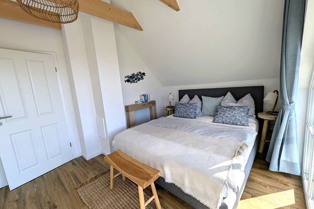 Ferienhaus \"Boddenidyll\" zw. Darß & Rügen, inkl. Sauna, Kamin, Weitblick + 2Sups in Altenpleen, Stralsund Umland
