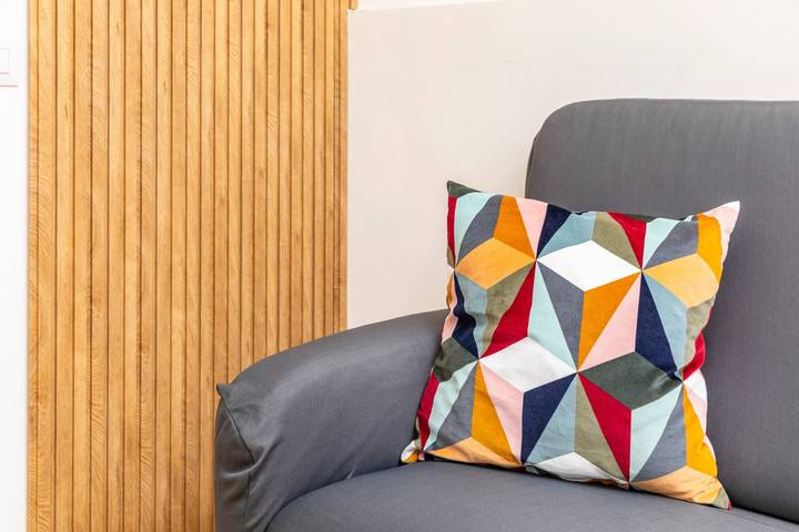 Apartamento inteiro, Apartamento 'La Dimora Incantata' com terraço privado, acesso Wi-Fi e ar condicionado in Catânia, Catânia (província)