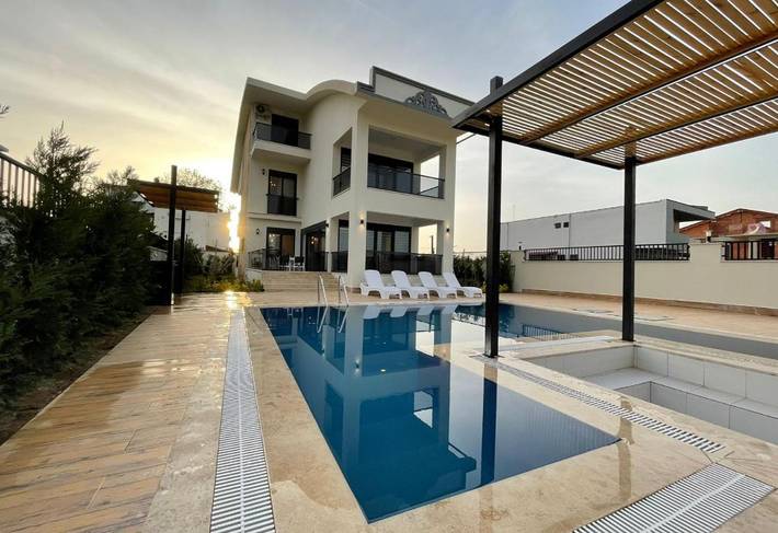 Ferienhaus für 6 Personen, mit Ausblick und Garten sowie Pool, mit Haustier in Belek