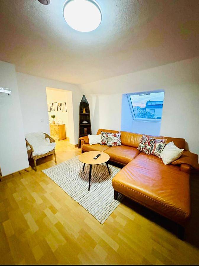Ferienwohnung für 6 Personen, mit Balkon und Ausblick in Burgau