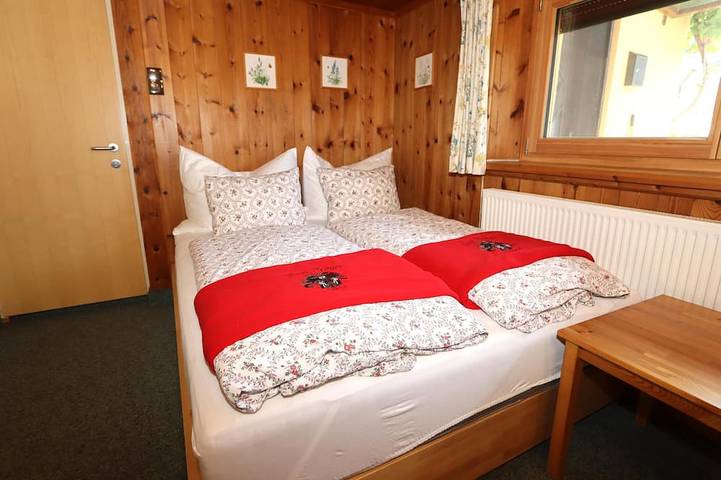 Ganze Wohnung, Nettes Apartment im typischen Tiroler Stil in Bruck am Ziller, Bezirk Schwaz