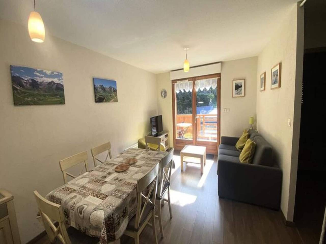 Ganze Wohnung, Residenz Bois De Marie für 6 Personen in Sers, Nationalpark Pyrenäen