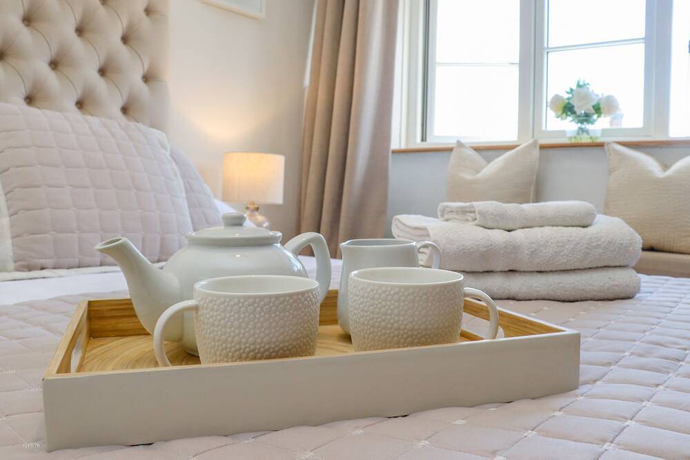 Chippy Cottage, family friendly, with open fire in Chipping Norton in Chipping Norton, Oxfordshire