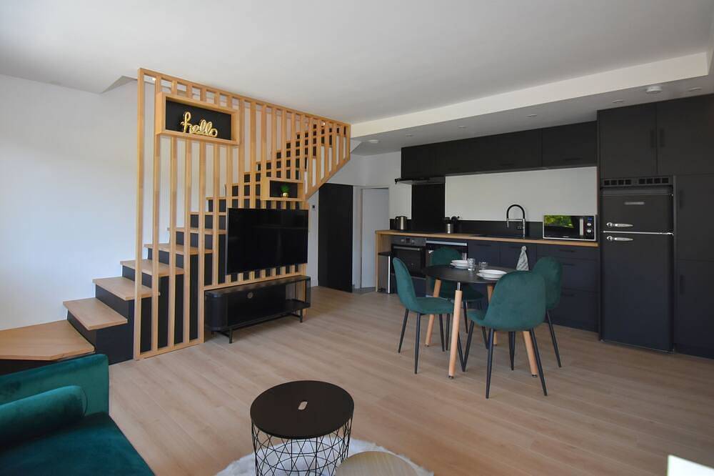 Appartement entier, Appartement le Black Bulle au Bourget du Lac in Le Bourget-du-Lac, Région de Chambéry