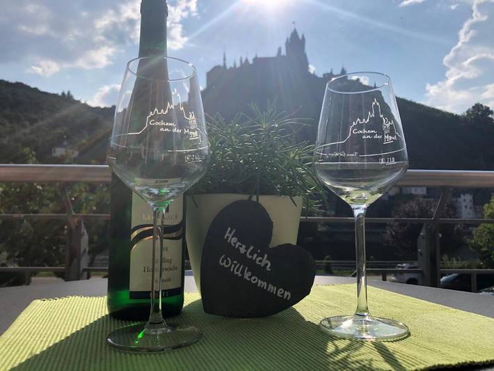 Ferienwohnung für 4 Personen, mit Ausblick und Balkon in Reichsburg Cochem - 2
