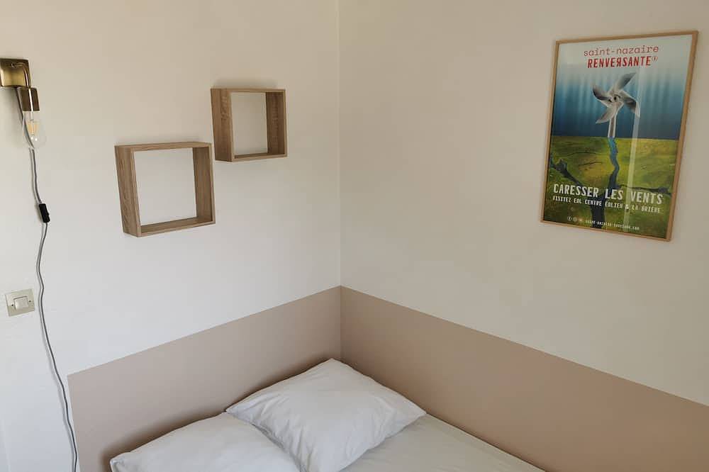 Ganze Wohnung, 2-bedroom apartment with terrace, direct access to Mr Hulot beach in Saint-Marc-sur-Mer, Saint-Nazaire