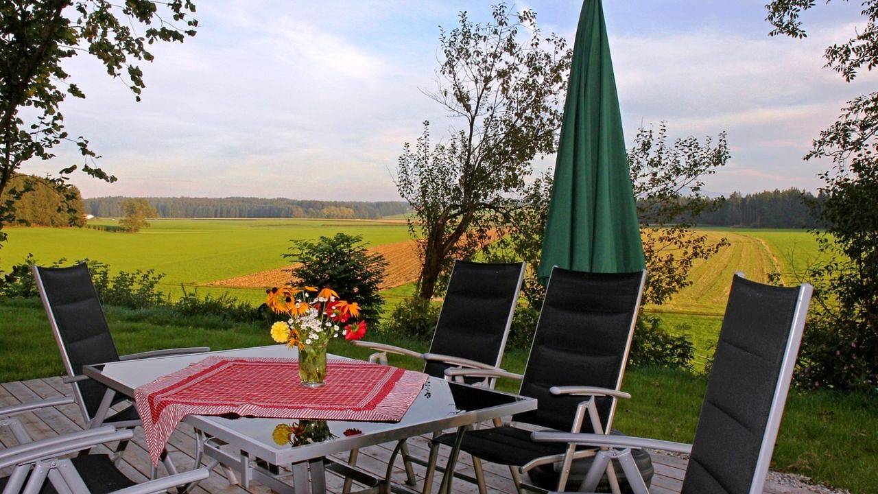 Ganze Ferienwohnung, Ferienwohnung für 6 Personen (90 m²) in Traunwalchen in Traunreut, Landkreis Traunstein