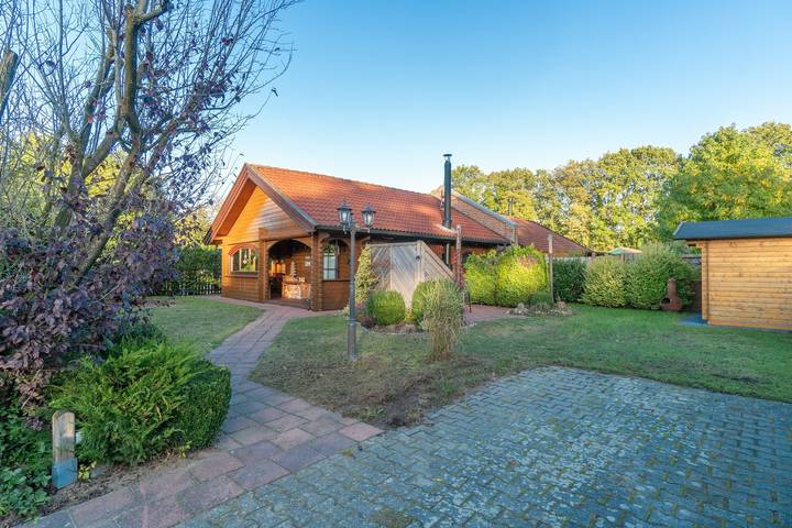 Ferienhaus für 4 Personen, mit Garten im Emsland