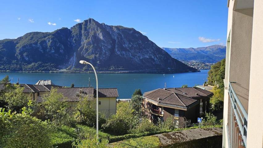Gîte pour 2 personnes, avec vue ainsi que vue sur le lac et balcon à Campione d'Italia - 3