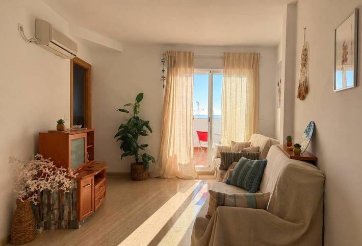 Gîte pour 4 personnes, avec jacuzzi et balcon dans Castell de Ferro - 3