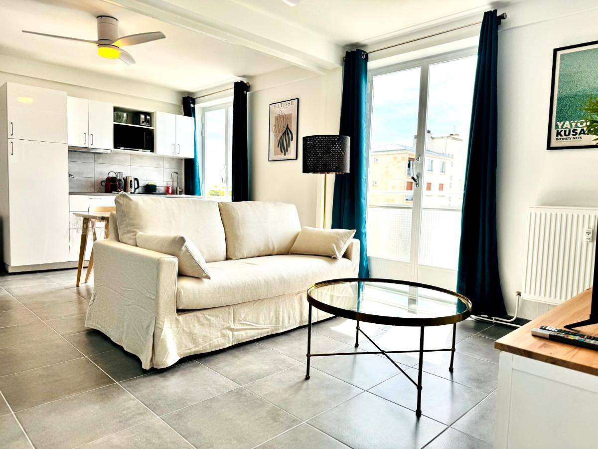 Appartement entier, One-Bedroom Apartment in Troyes, Aube