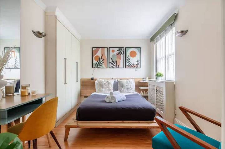 Bed and breakfast for 4 people in London