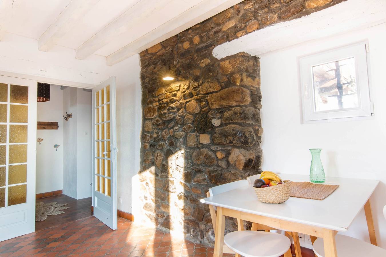 Maison de caractère « La Ferme du Château » — terrasse privée, calme et grand air in Venon, Isère