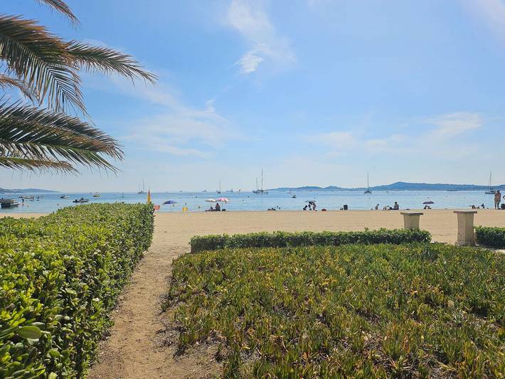 Gîte pour 4 personnes, avec terrasse, animaux acceptés dans Plage De Port Grimaud